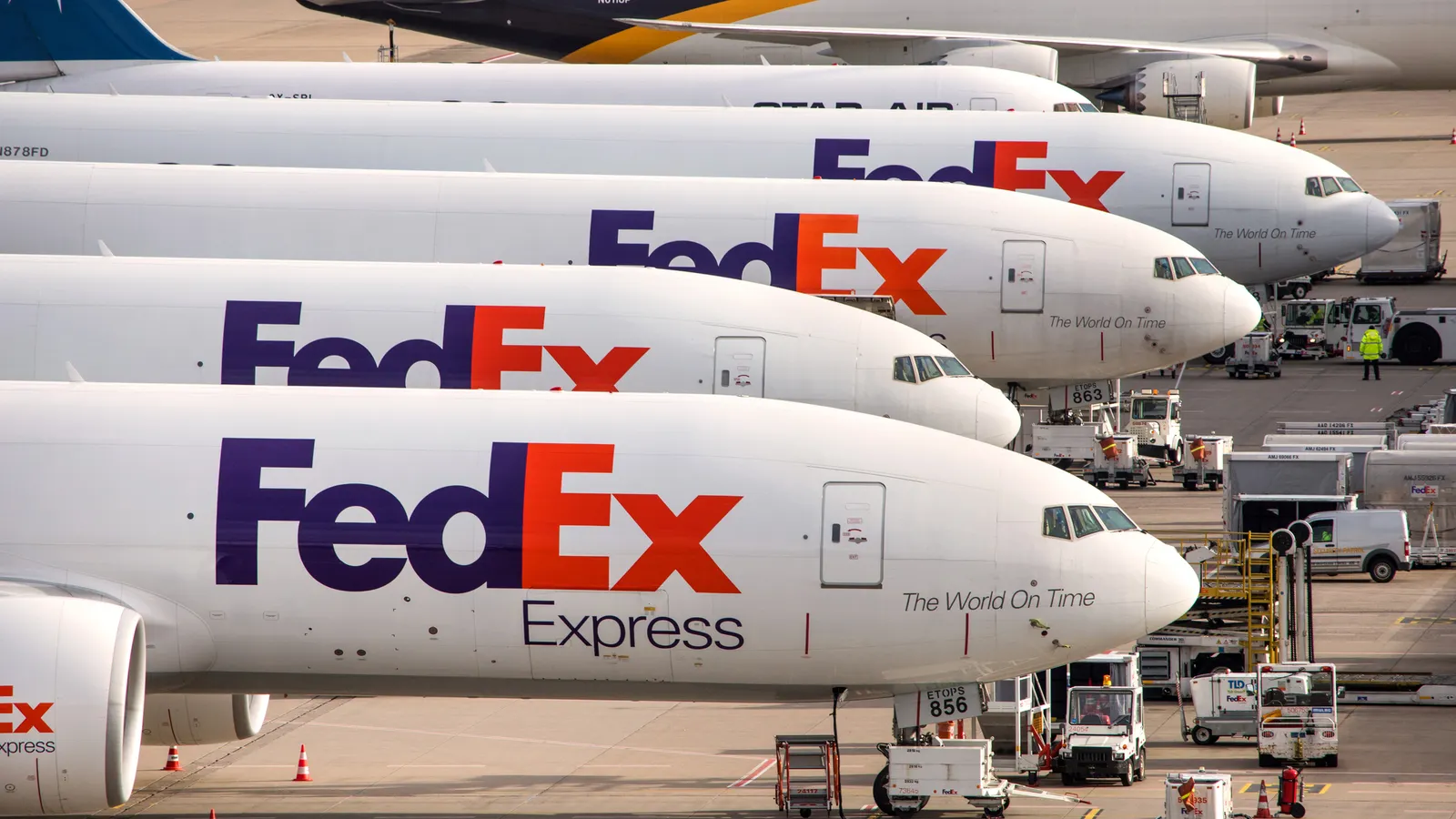 FedEx Imposes Sweeping New International Surcharges, Adding Cost Pressures for Global Shippers Ahead of Peak Season