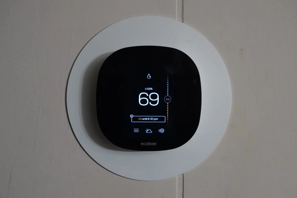 Beating the Heat Without Breaking the Bank: The Ultimate Guide to Summer Thermostat Management and AC Efficiency