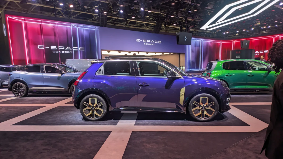Shifting Gears in Paris: A Tale of Two Automotive Eras at the 2026 Mondial de l’Auto