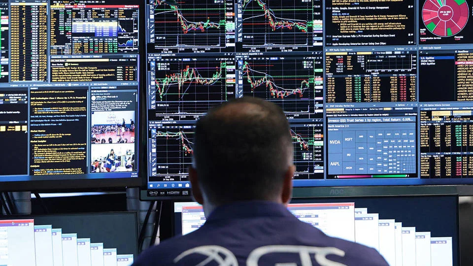 The Perfect Economic Storm: Navigating Simultaneous Global Crises in 2026