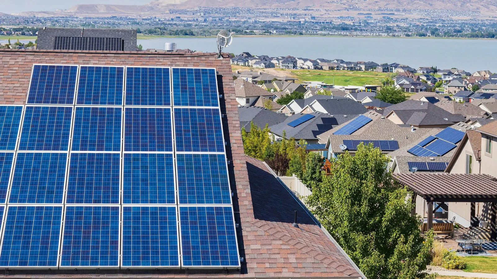 The Virtual Power Plant Revolution: How Residential Clean Energy Can Outpace Fossil Fuels and Power the AI Boom